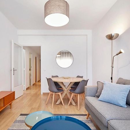 Fisa Rentals Aribau Barcelona Exteriör bild